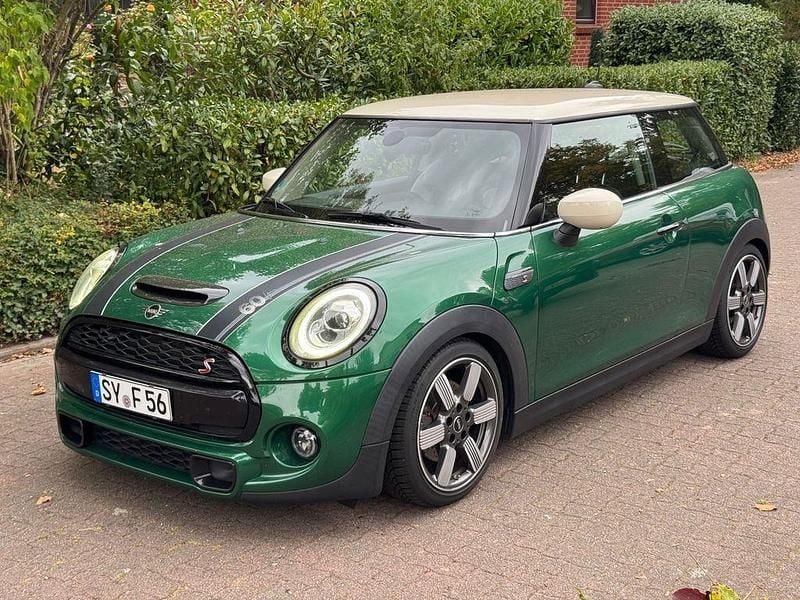 Grün Gebraucht 2019 Mini Cooper S Kleinwagen | 17.100 € (Fairer Preis) - Bild 1/4