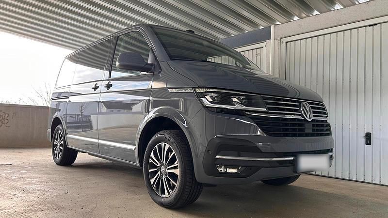 Gebraucht VW Multivan Comfortline 150 PS (110 kW) 2021 Grau Van