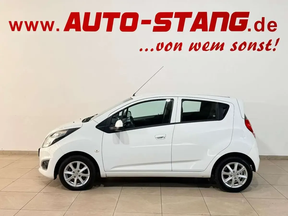 Gebraucht Chevrolet Spark LT 68 PS (50 kW) 2013 Weiß Kleinwagen