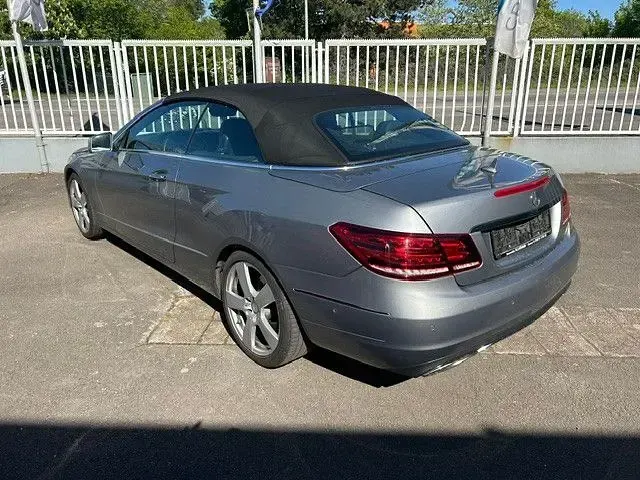 Second-hand Mercedes E250 211 CP (155 kW) 2014 Argintiu Cabrio