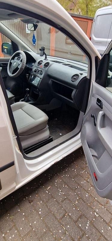 Second-hand VW Caddy 105 CP (77 kW) 2007 Alb Monovolum