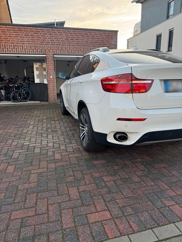 Gebraucht BMW X6 M Performance 245 PS (180 kW) 2013 Weiß SUV