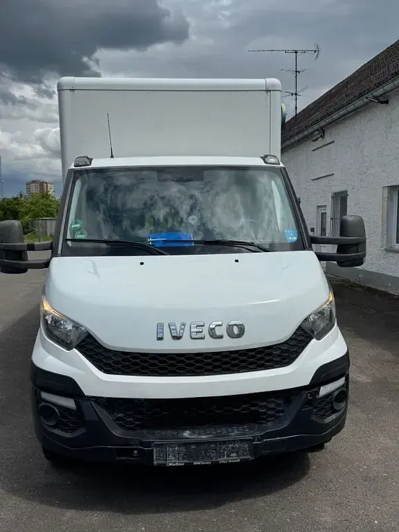 Gebraucht Iveco Daily 145 PS (106 kW) 2015 Weiß