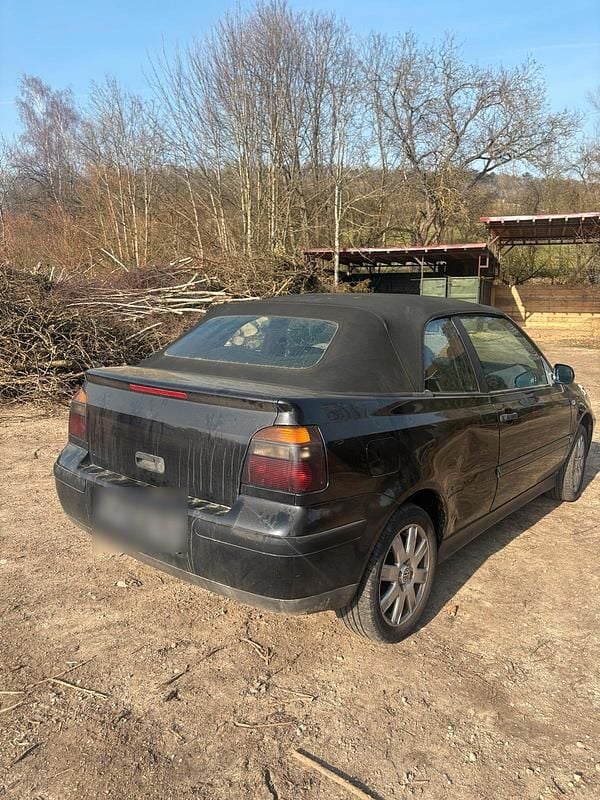 Gebraucht VW Golf Cabriolet 101 PS (74 kW) 1998 Schwarz Cabrio