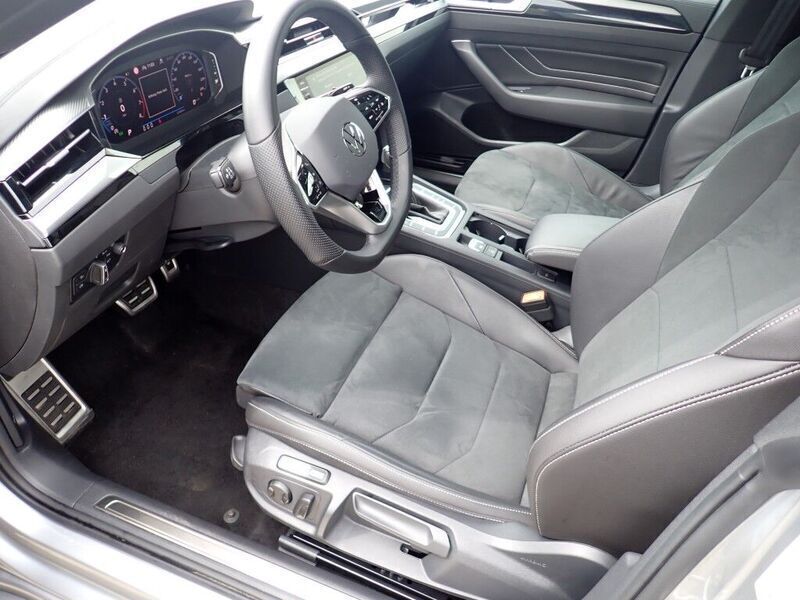 Gebraucht VW Arteon R-line 190 PS (139 kW) 2022 Silber (pyritsilber) Kombi