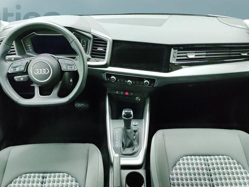 Gebraucht Audi A1 150 PS (110 kW) 2024 Grün SUV