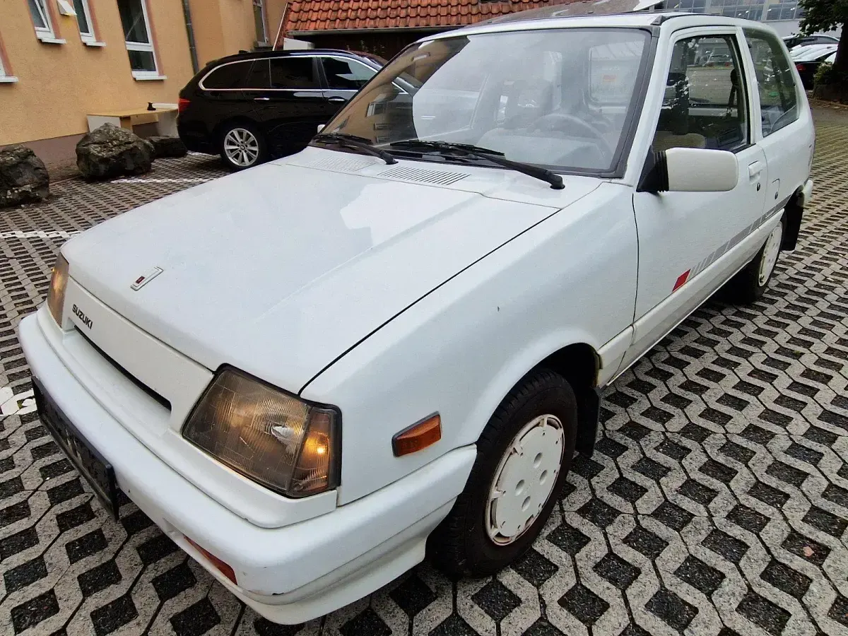 Gebraucht Suzuki Swift 70 PS (51 kW) 1988 Weiß Coupé