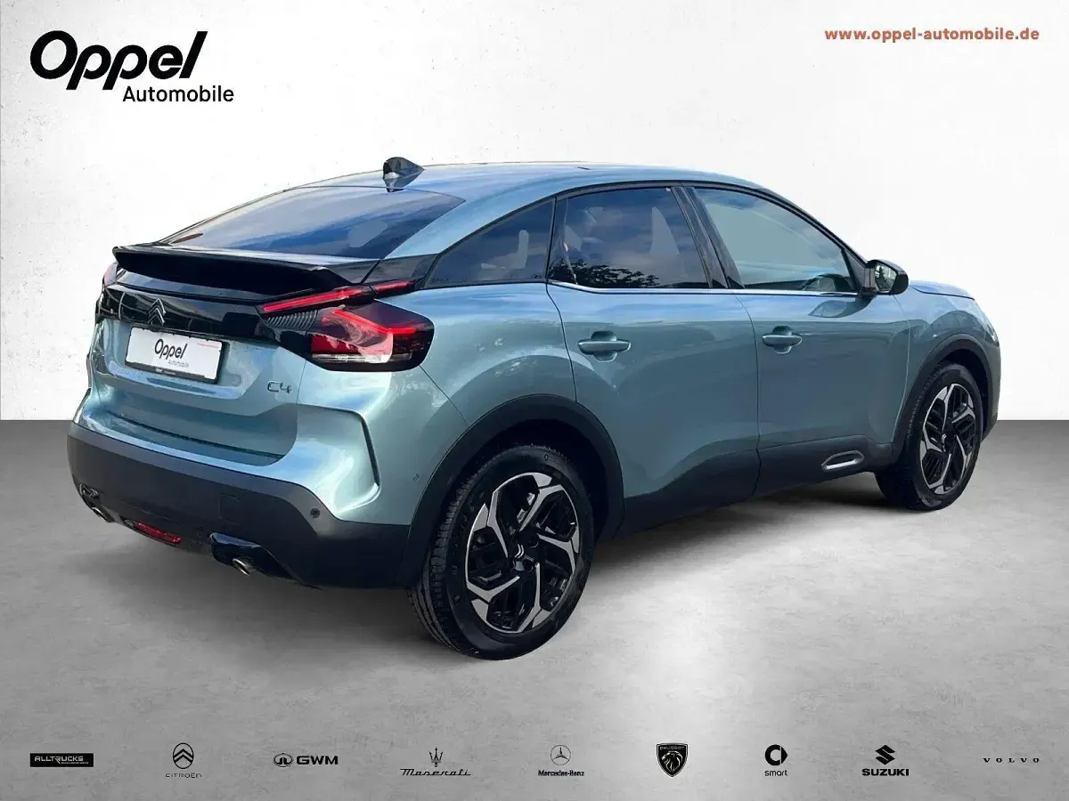 Gebraucht Citroën C4 Shine 131 PS (96 kW) 2023 Blau SUV