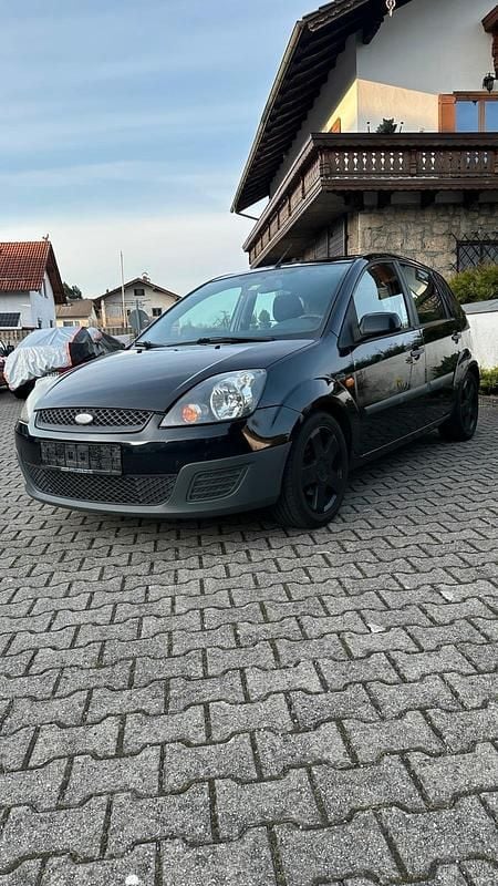 Schwarz Gebraucht 2005 Ford Fiesta Kleinwagen | 1.250 € (Fairer Preis) - Bild 1/4