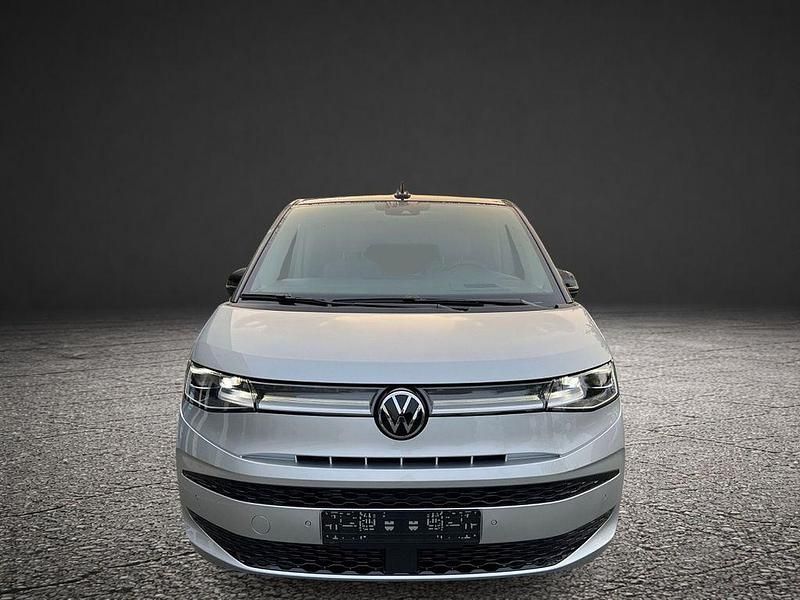 Gebraucht VW Multivan Edition 150 PS (110 kW) 2023 Silber Van