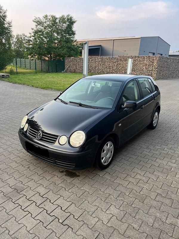 Schwarz Gebraucht 2002 VW Polo Kleinwagen | 399 € (Superpreis) - Bild 1/4