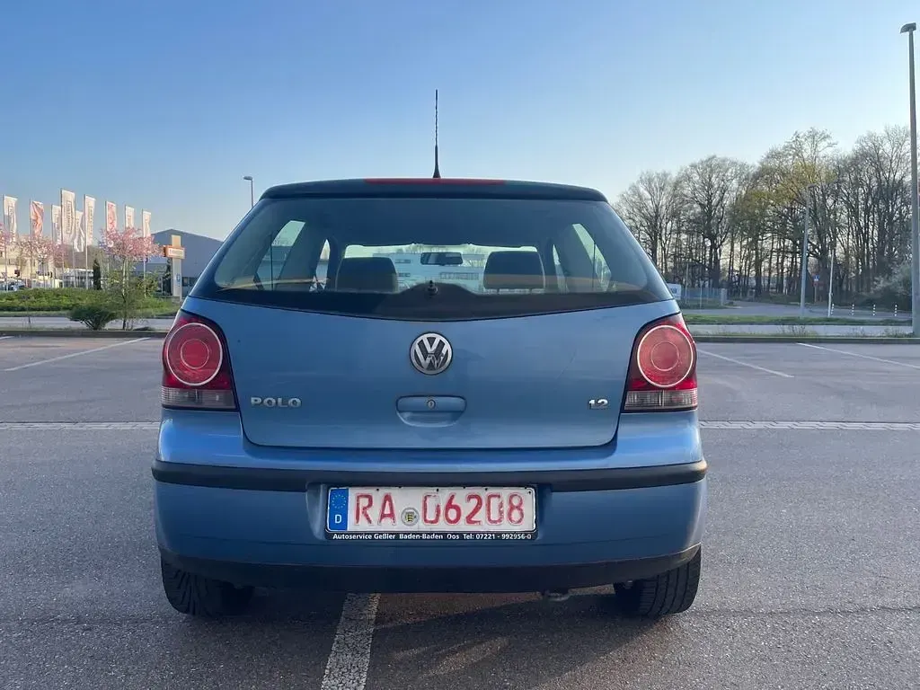 Gebraucht VW Polo Trendline 64 PS (47 kW) 2005 Blau Kleinwagen