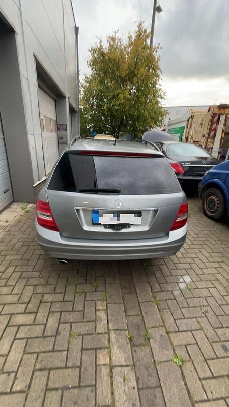 Gebraucht Mercedes C220 170 PS (125 kW) 2013 Grau Kombi