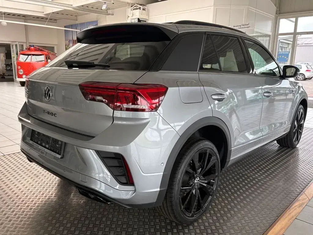 Neu VW T-Roc Style 150 PS (110 kW) 2026 Pyrit silber SUV
