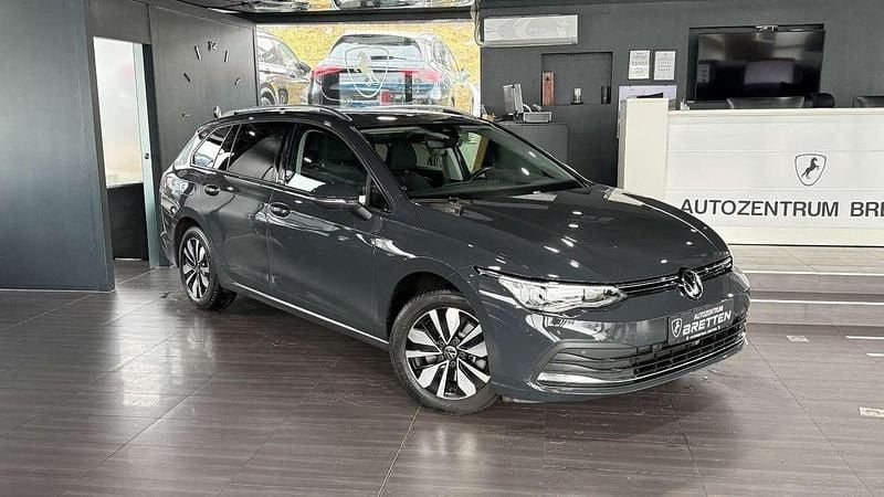 Grau Gebraucht 2024 VW Golf VIII Move Kombi | 23.790 € (Guter Preis) - Bild 1/3