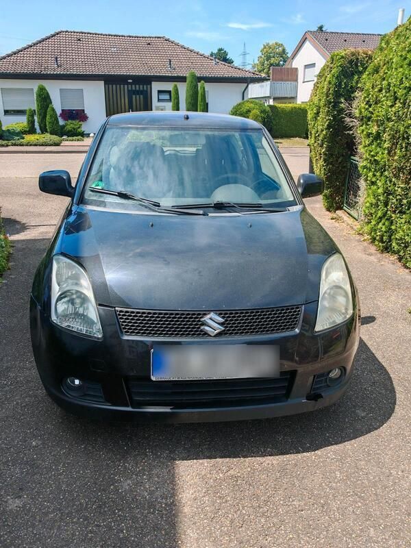 Schwarz Gebraucht 2005 Suzuki Swift Kleinwagen | 1.500 € (Guter Preis) - Bild 1/4