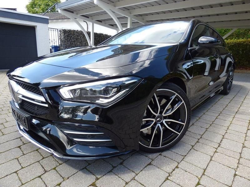 Schwarz Gebraucht 2020 Mercedes CLA35 AMG Shooting Brake AMG Kombi | 34.800 € (Guter Preis) - Bild 1/4