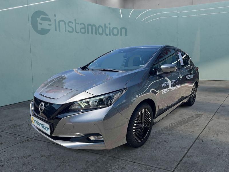 Grau Gebraucht 2023 Nissan Leaf Kleinwagen | 22.399 € - Bild 1/4