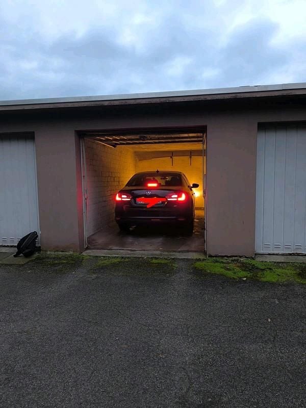 Gebraucht VW Jetta 150 PS (110 kW) 2012 Schwarz Limousine