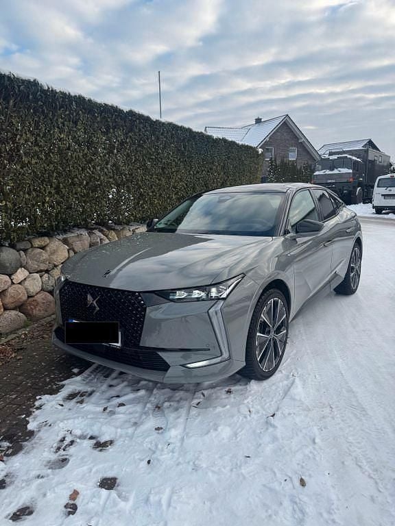Grau Gebraucht 2022 DS Automobiles DS4 Opera Limousine | 25.999 € (Etwas zu teuer) - Bild 1/4