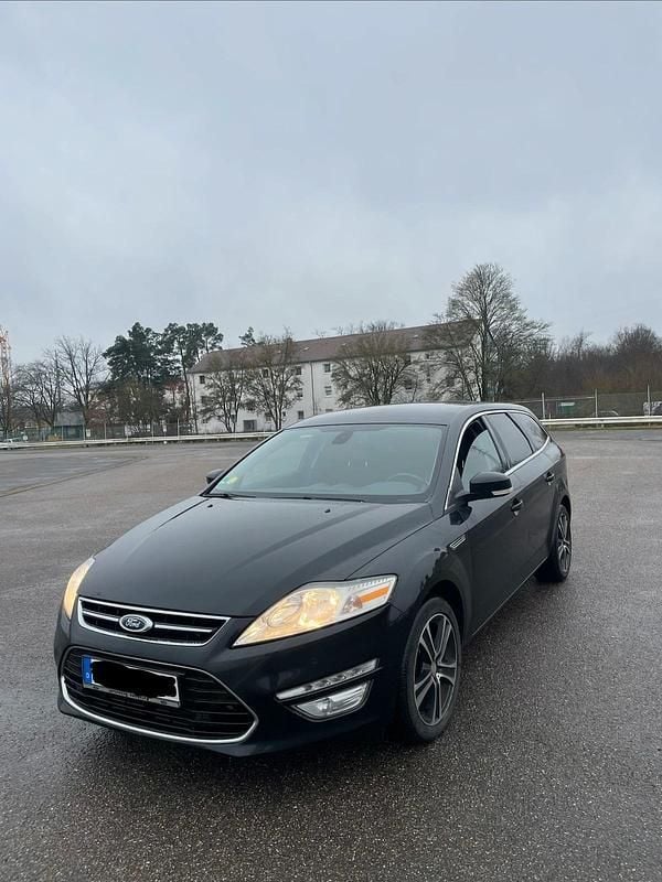 Schwarz Gebraucht 2011 Ford Mondeo Titanium Kombi | 2.990 € (Fairer Preis) - Bild 1/4
