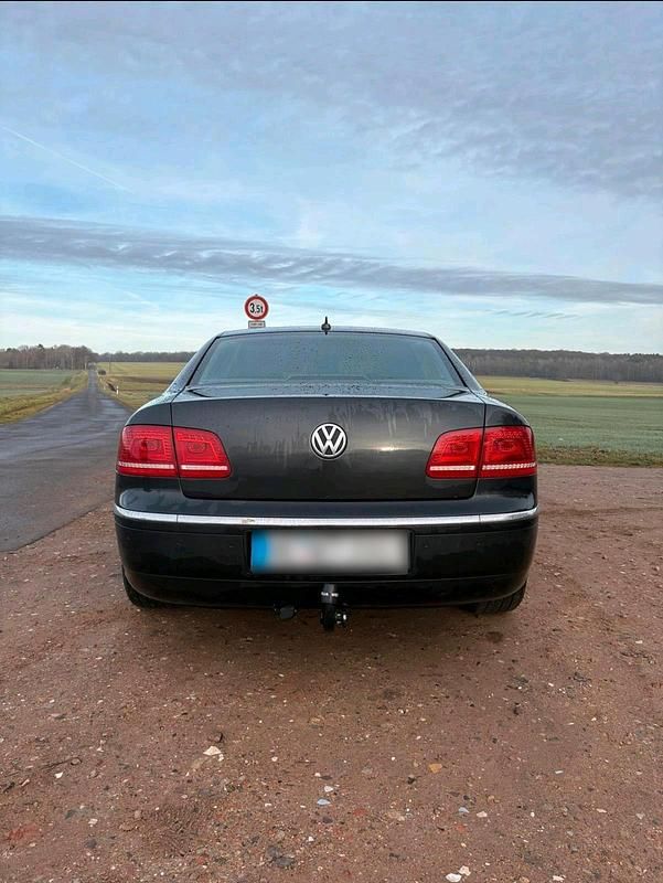 Gebraucht VW Phaeton 240 PS (176 kW) 2011 Grau Limousine