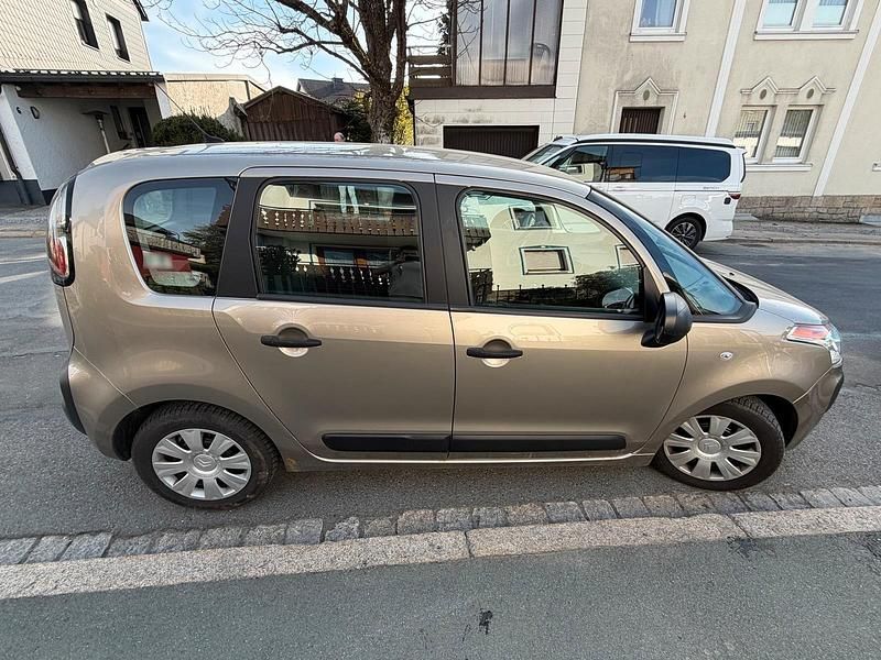Gebraucht Citroën C3 Picasso 95 PS (69 kW) 2009 Gelb Van / Kleinbus
