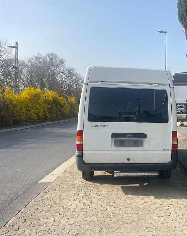 Gebraucht Ford Transit 104 PS (76 kW) 2003 Weiß Van / Kleinbus