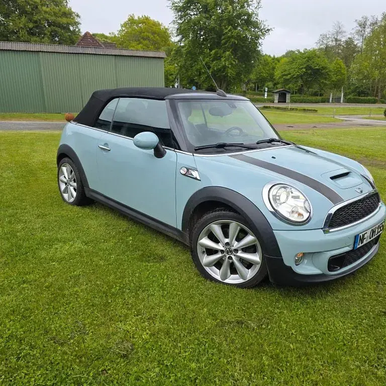 Usata Mini Cooper S Cabriolet 184 CV (135 kW) 2011 Cabrio