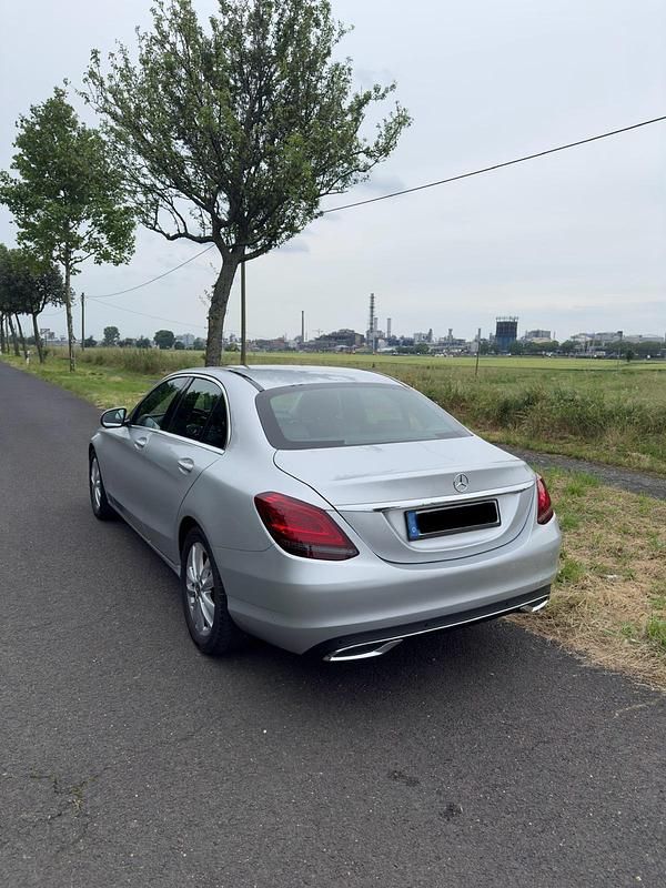Gebraucht Mercedes C200 197 PS (144 kW) 2020 Silber Limousine