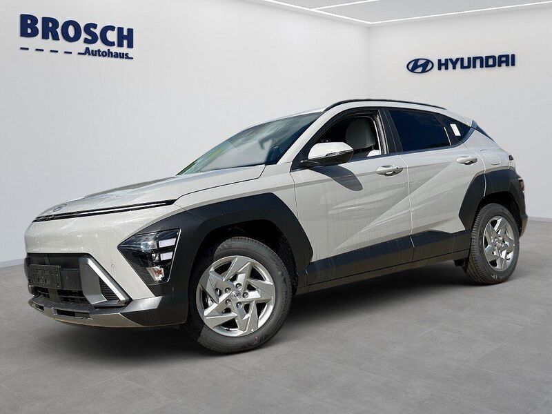 Cyber grey Gebraucht 2024 Hyundai Kona Trend SUV | 27.489 € (Superpreis) - Bild 1/3