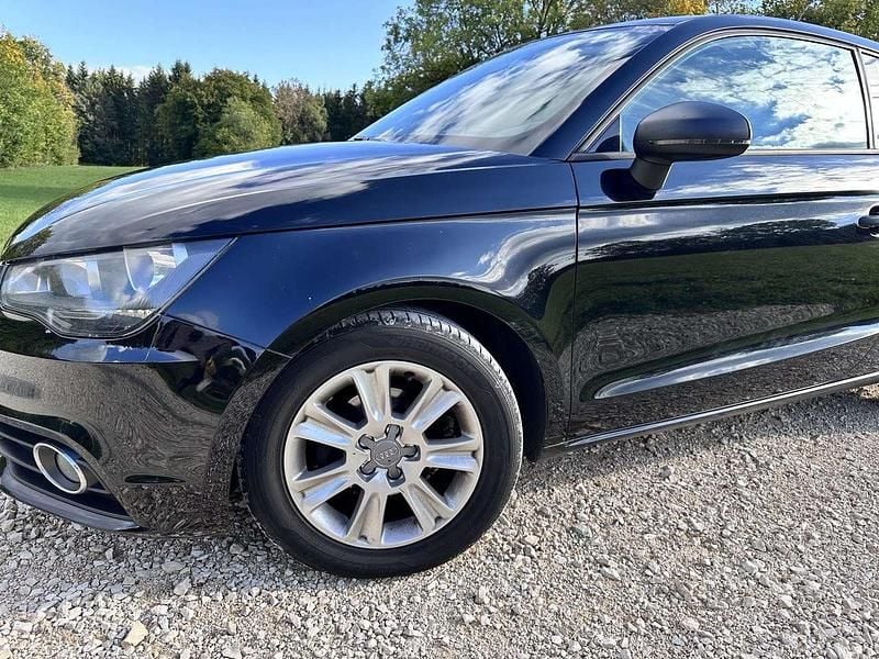 Gebraucht 2012 Audi A1 Ambition Limousine | 5.100 € (Fairer Preis) - Bild 1/4