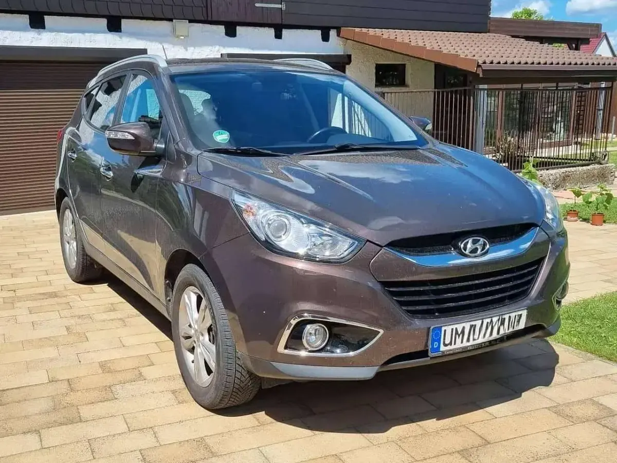 Gebraucht Hyundai ix35 Style 116 PS (85 kW) 2013 Braun SUV