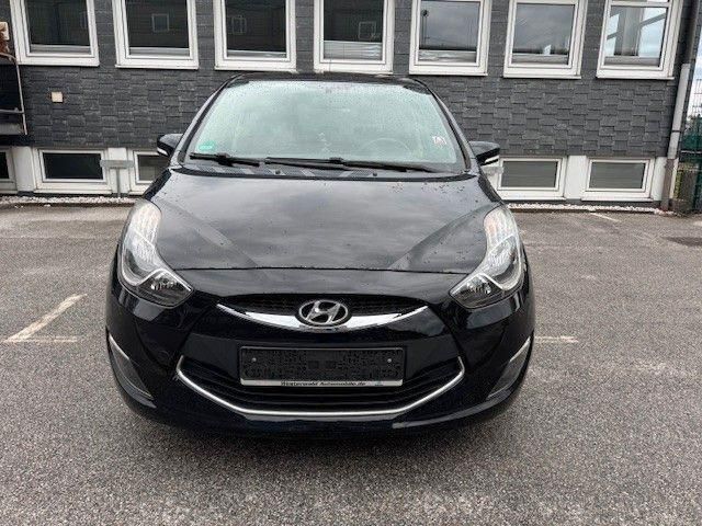 Gebraucht Hyundai ix20 Style 125 PS (91 kW) 2012 Schwarz Kleinwagen