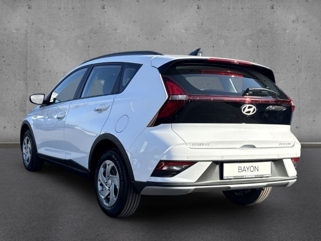 Neu Hyundai Bayon Select 101 PS (74 kW) 2025 Weiss SUV