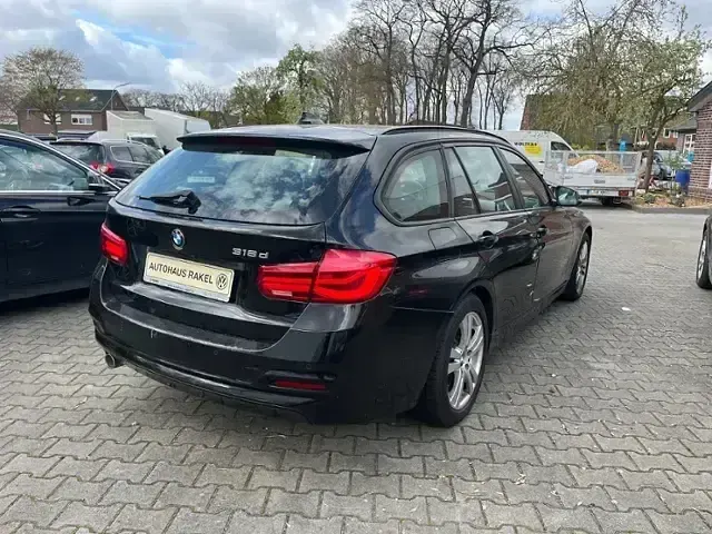 Gebraucht BMW 318 Performance 150 PS (110 kW) 2016 Schwarz Kombi
