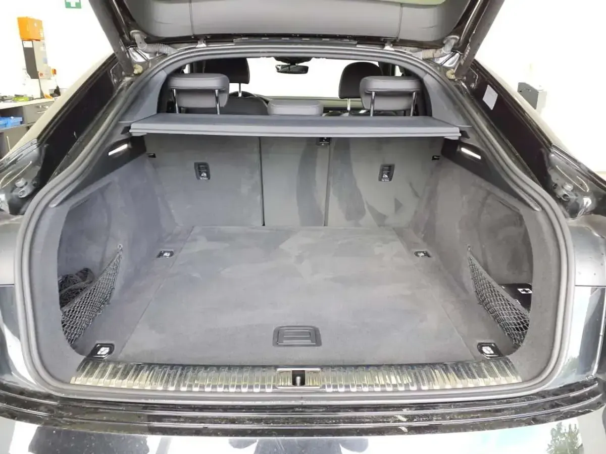 Gebraucht Audi Q8 e-tron S-Line 300 kW (408 PS) 2023 Schwarz SUV
