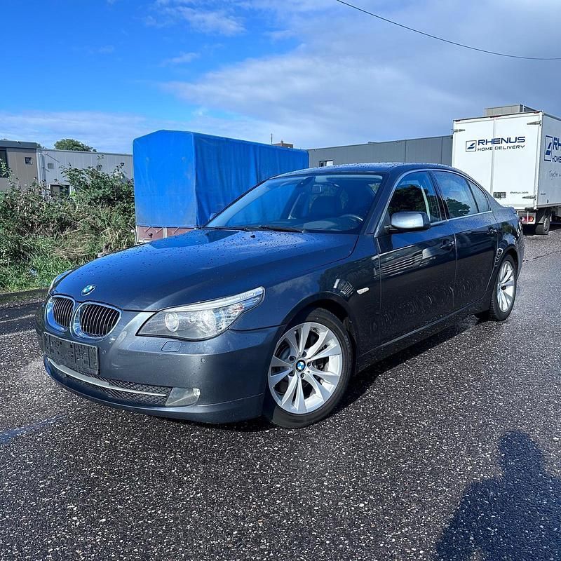 Grau Gebraucht 2009 BMW 530 Limousine | 9.499 € (Etwas zu teuer) - Bild 1/4