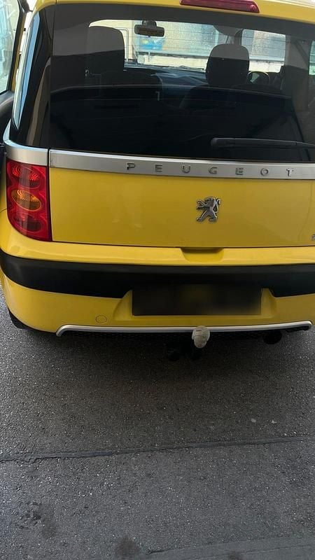 Gebraucht Peugeot 1007 106 PS (77 kW) 2005 Gelb Van / Kleinbus