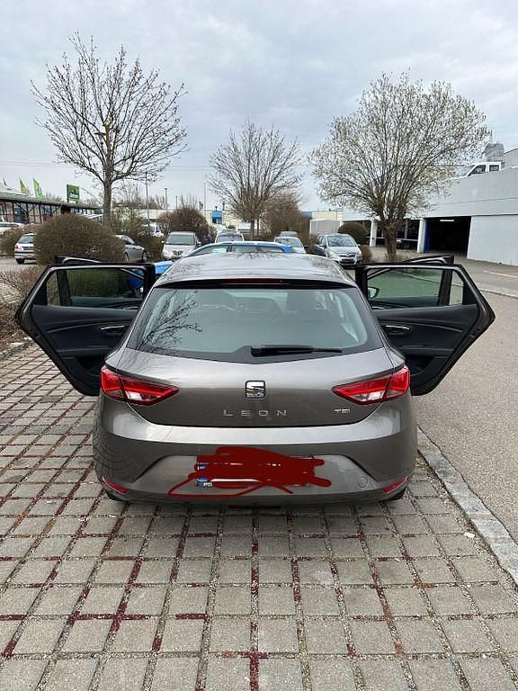 Gebraucht Seat Leon Style 122 PS (89 kW) 2014 Grau Limousine