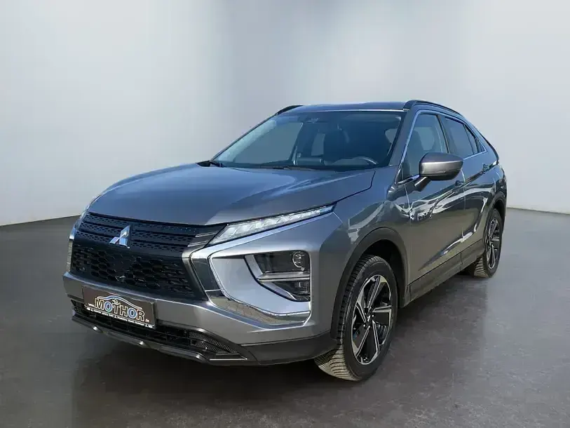 Gebraucht Mitsubishi Eclipse Cross Basis 188 PS (138 kW) 2022 Platinumgrau SUV