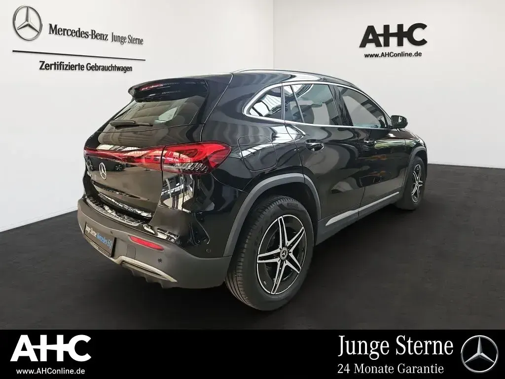 Gebraucht Mercedes EQA250 AMG 139 kW (190 PS) 2021 Schwarz SUV