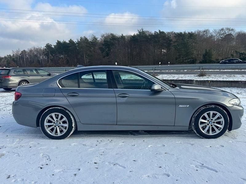 Gebraucht BMW 518 Performance 136 PS (100 kW) 2015 Grau Limousine