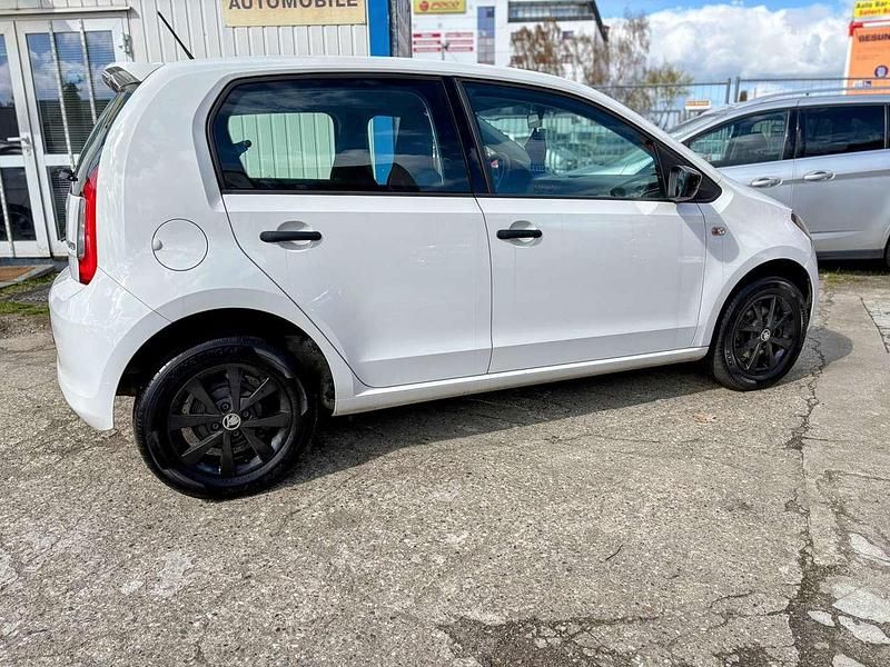Gebraucht Skoda Citigo Cool Edition 60 PS (44 kW) 2016 Weiß Kleinwagen