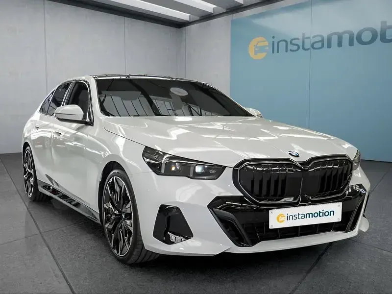 Neu BMW 520 197 PS (144 kW) 2025 Weiß Limousine