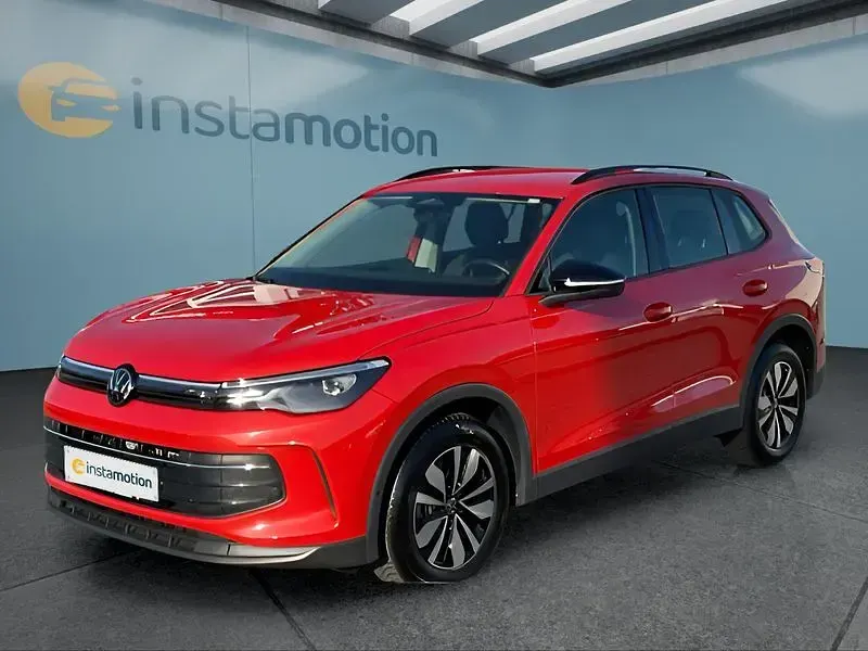 Gebraucht VW Tiguan 131 PS (96 kW) 2024 Rot SUV