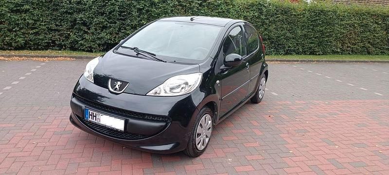Schwarz Gebraucht 2006 Peugeot 107 Kleinwagen | 2.700 € (Etwas zu teuer) - Bild 1/4