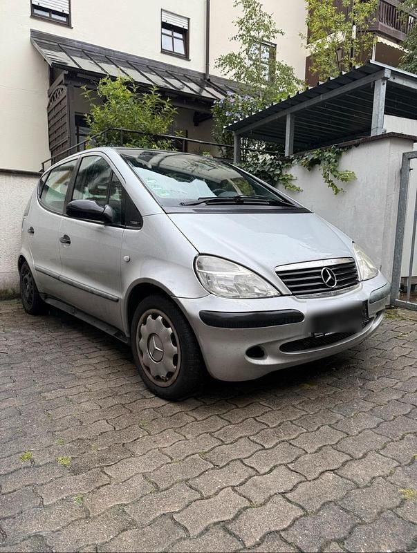 Silber Gebraucht 2001 Mercedes A160 Kleinwagen | 2.600 € (Teuer) - Bild 1/4