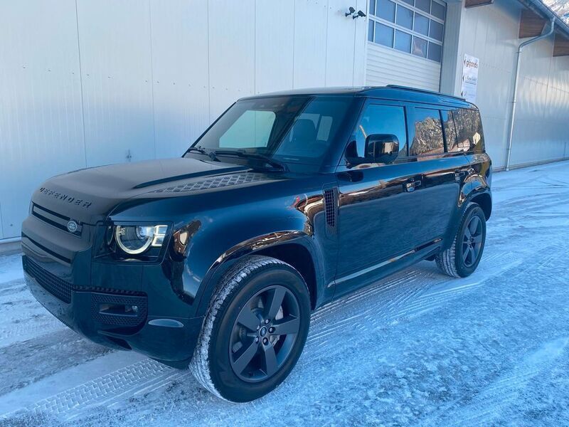 Schwarz Neu 2025 Land Rover Defender SE Dynamic SUV | 96.900 € - Bild 1/4