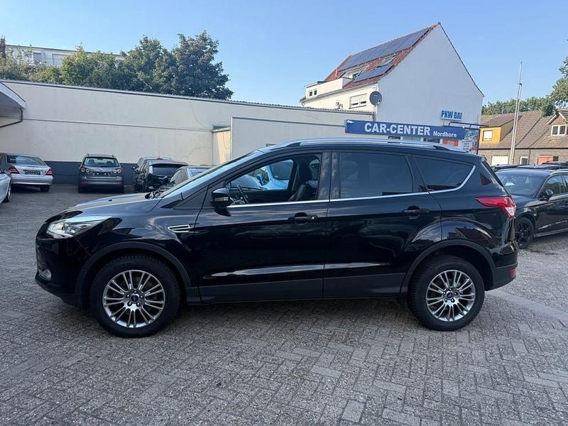 Gebraucht Ford Kuga Titanium 140 PS (102 kW) 2013 Schwarz SUV